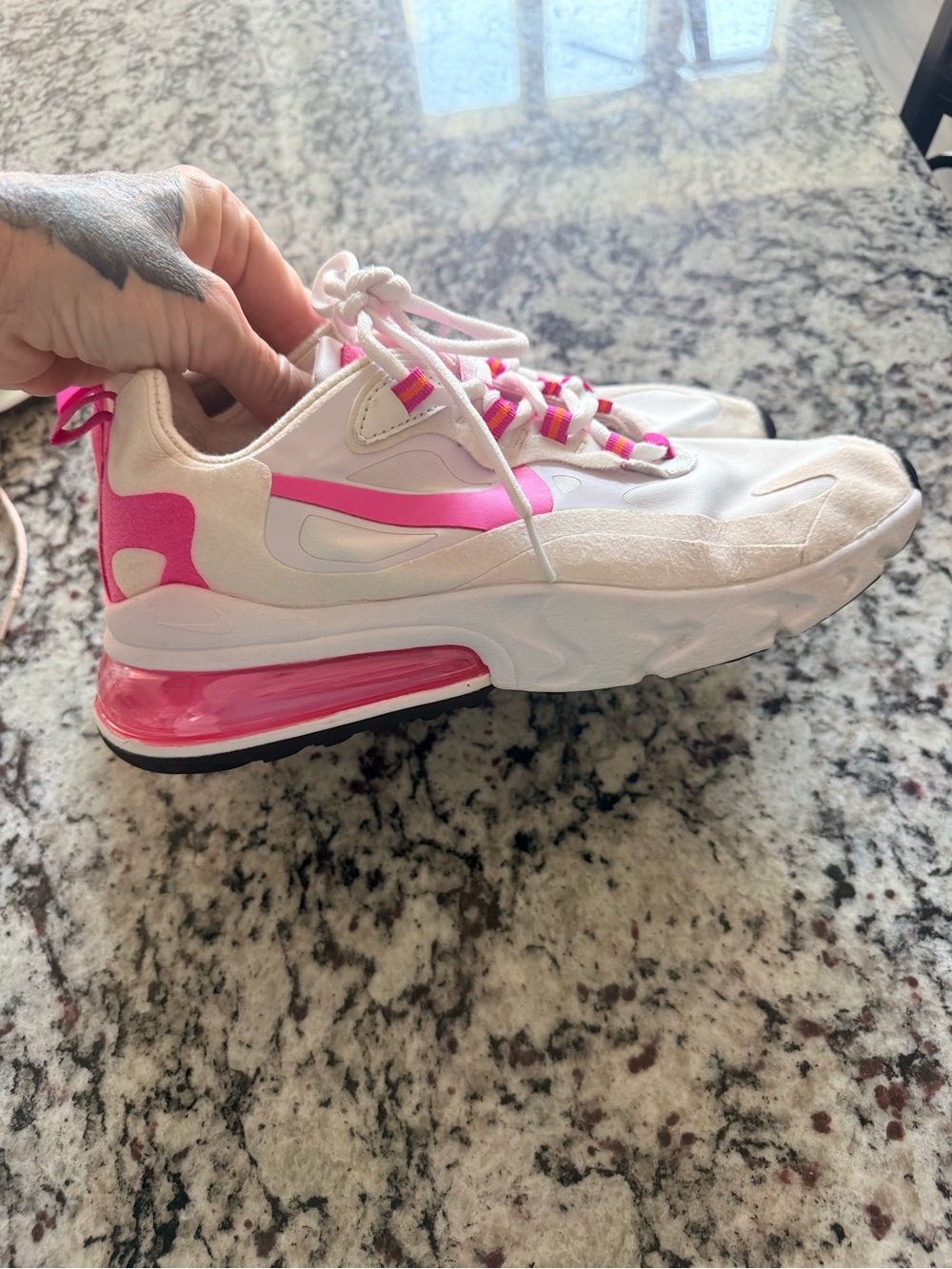 Women’s White Sneakers with Pink Accents airmax 270 react size 8